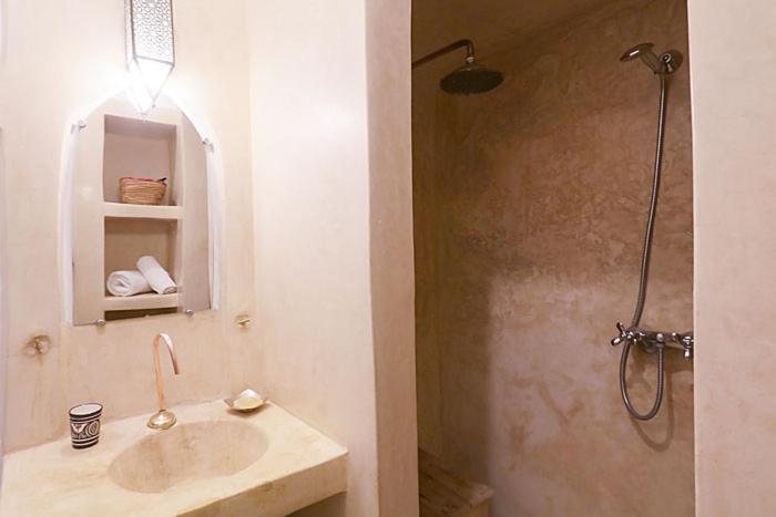 Boutique Hotel Riad Almoulouk Marrakesh Kamer foto